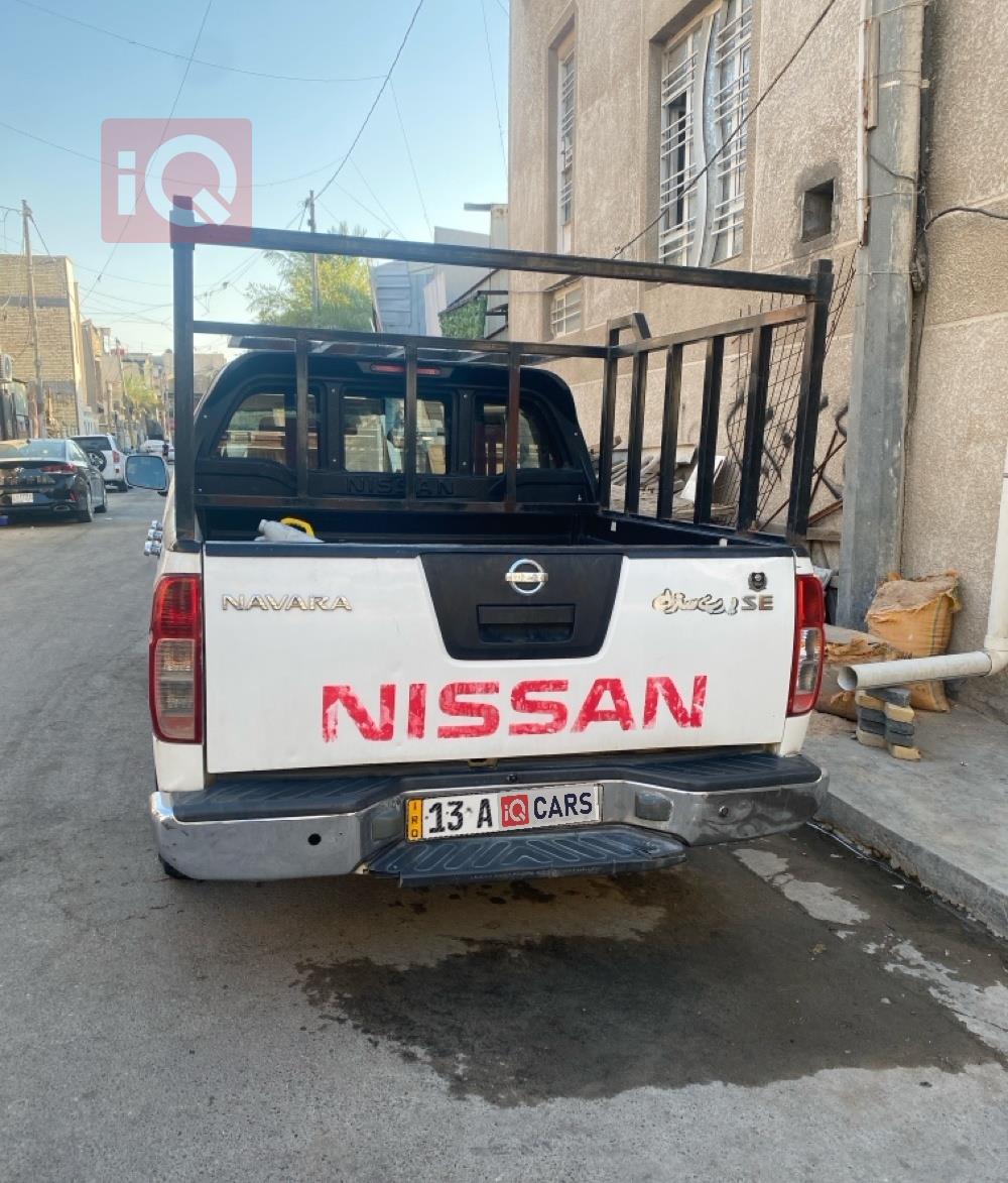 نيسان نافارا